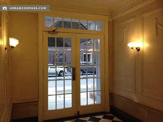 Rented by Compass | media 12