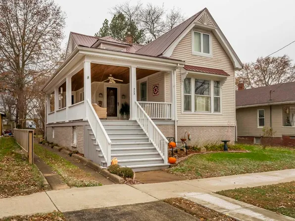 323 W Church St, Harrisburg, IL 62946