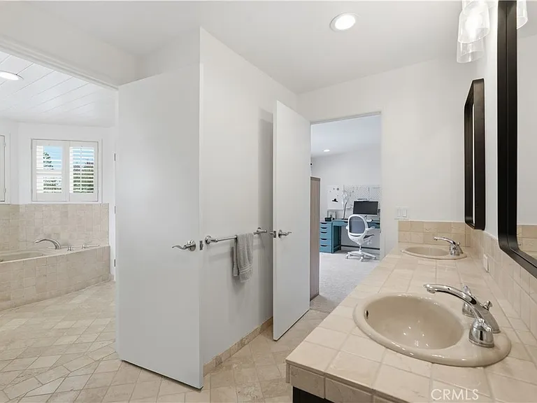 28751 King Arthur Ct — Photo 29