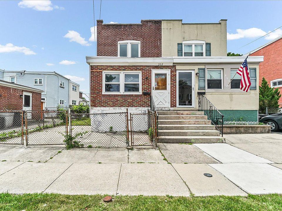1st image of 207 Bartram Ave