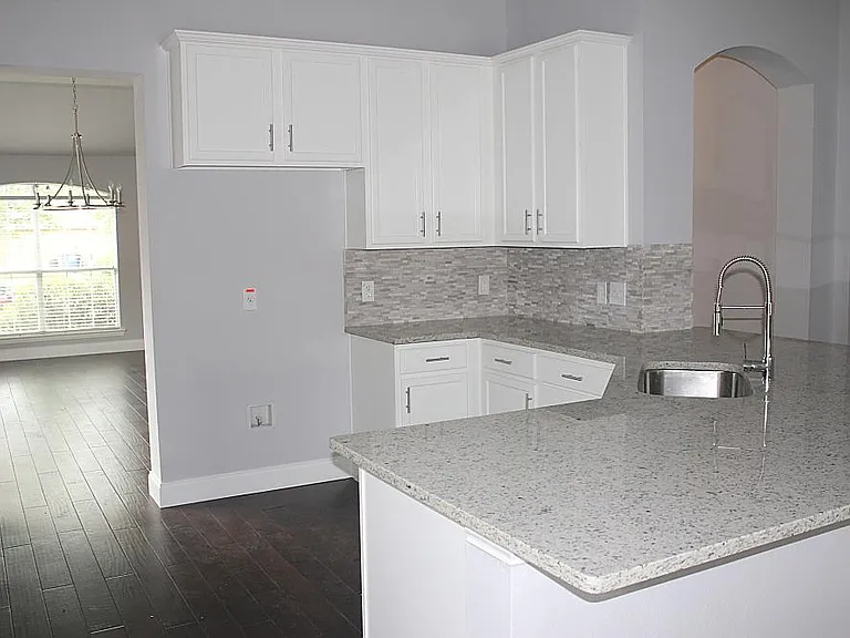 2616 Cascade Cove Dr — Photo 6