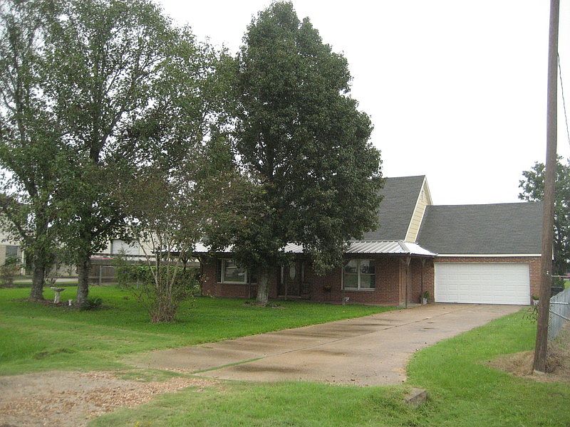 1st image of 32218 Windrose Ln