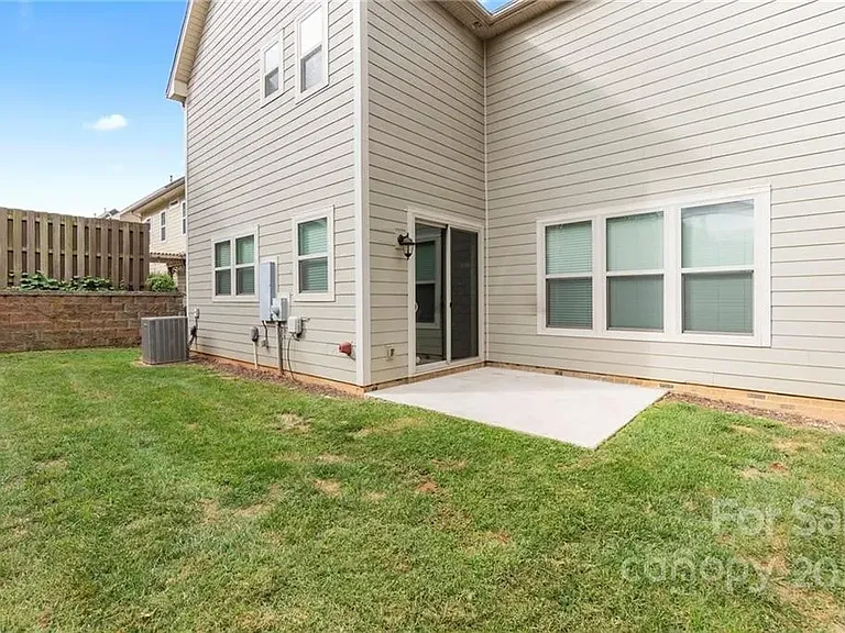 733 Herrin Ave — Photo 23