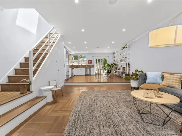 3226 Irwin Avenue image 1 of 22