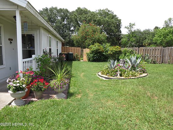 4th image of 7971 Cherry Blossom Dr N