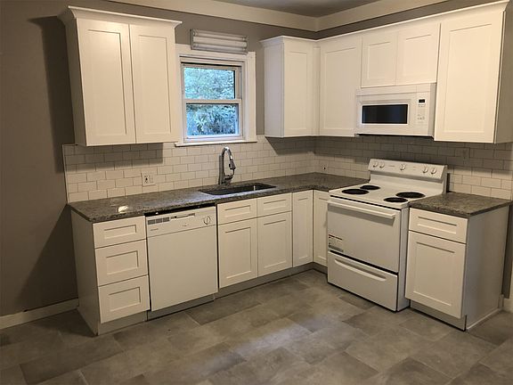 2nd image of 278 Euclid St APT 1