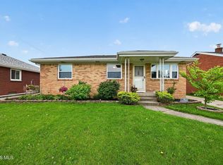 4552 283rd St, Toledo, OH 43611