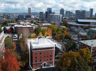 118 NW King Ave APT 52, Portland, OR 97210