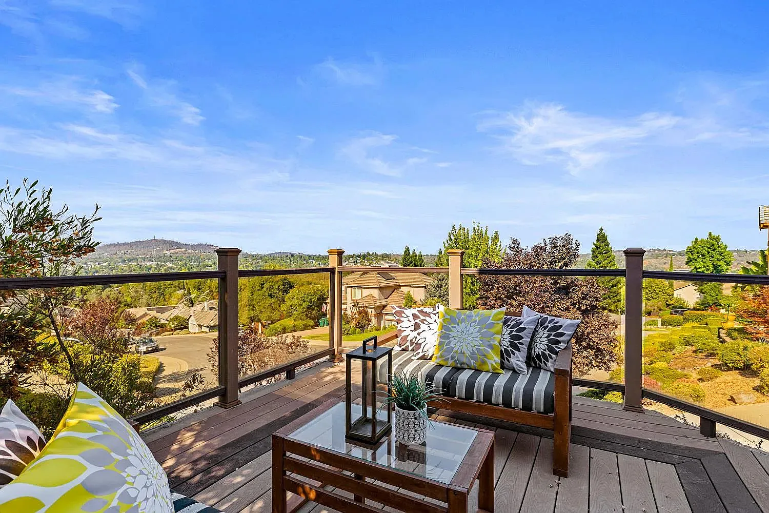 4 bed, 3600 sqft, $5,500 — Photo 3