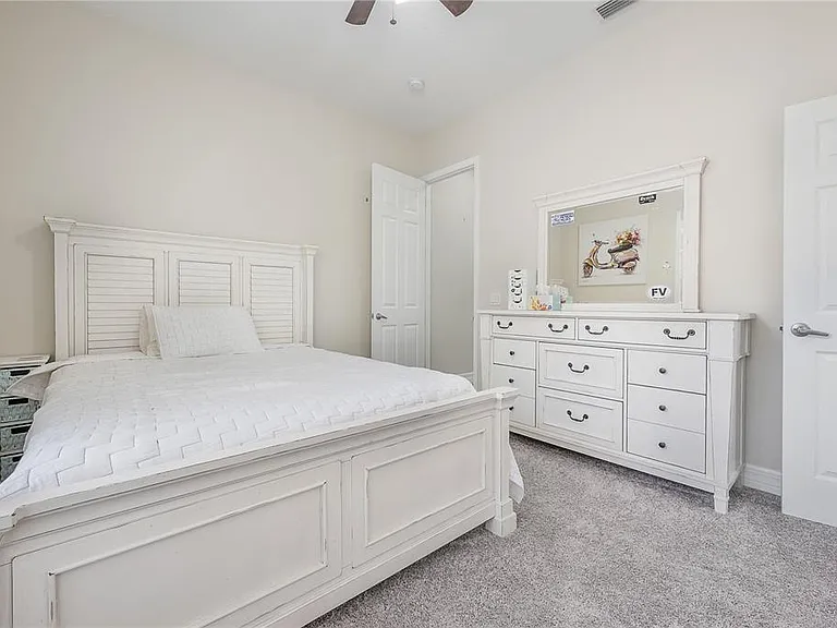2920-2 Hansen Manor Ln — Photo 32
