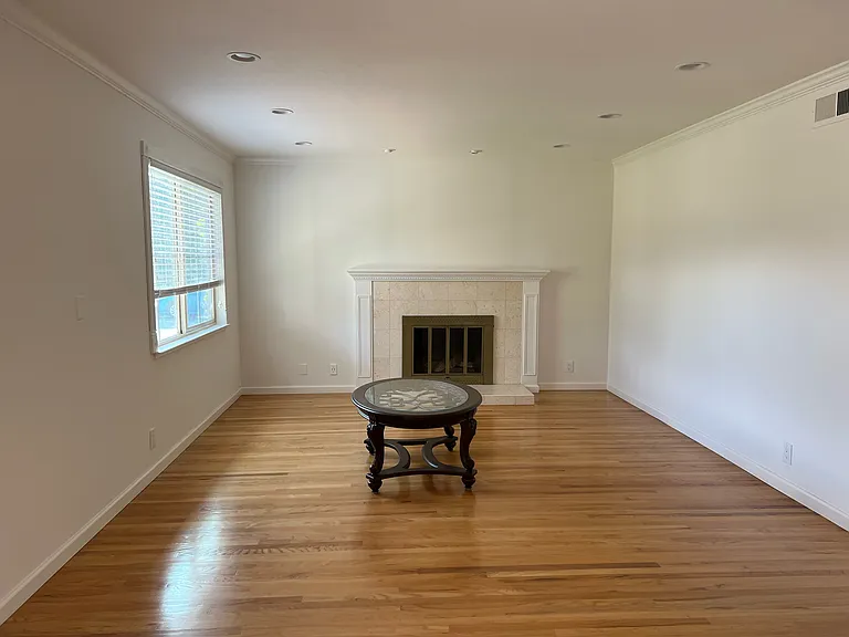 7989 Woodlark Way — Photo 8
