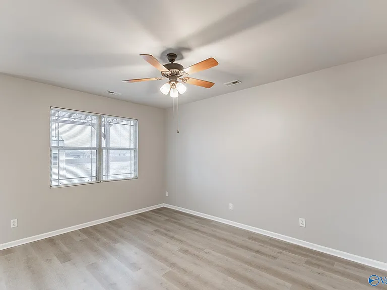 134 Natalie Jane Dr — Photo 16