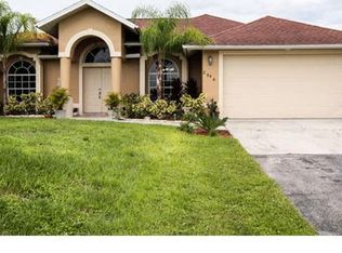 2946 45th Ave NE, Naples, FL 34120