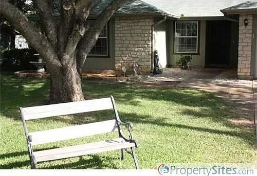 2nd image of 402 Golden Oaks Dr