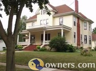 306 S Rusk Ave, Viroqua, WI 54665