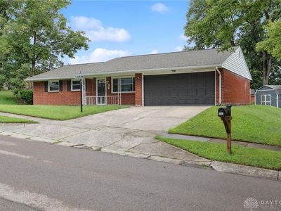 2727 Pinegrove Dr, Dayton, OH, 45449