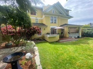 726 12th Ave E, Seattle, WA 98102