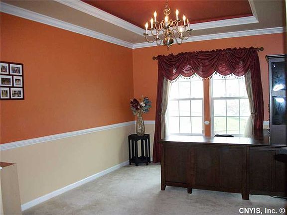 5th image of 4440 Millstream Dr