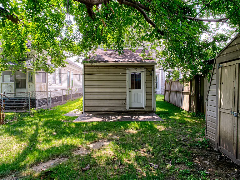1307 E Market St #1 — Photo 23