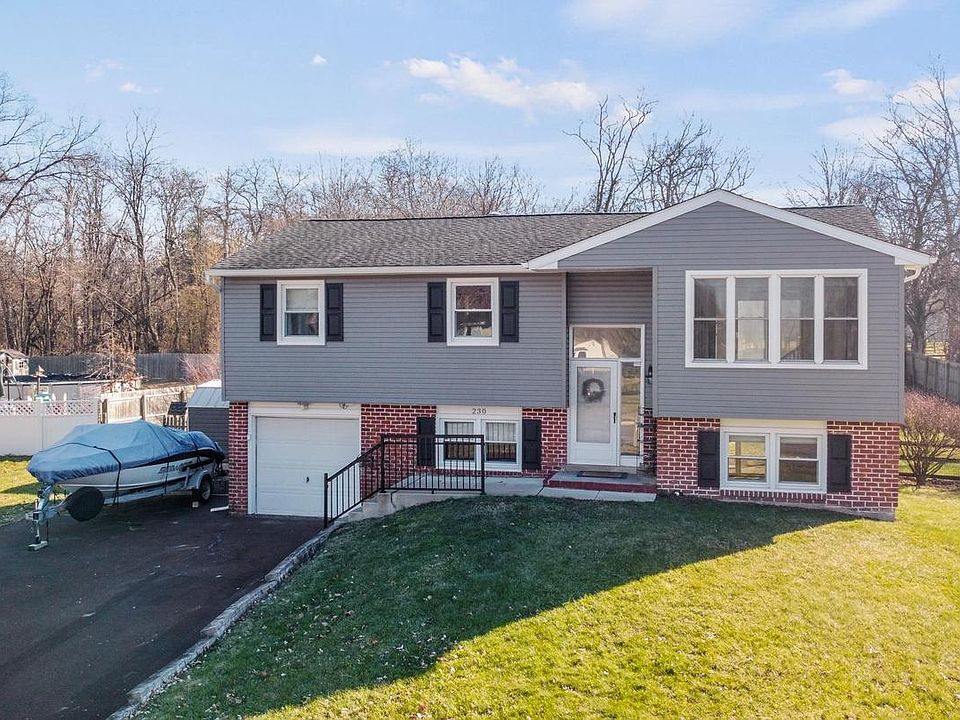 1st image of 230 Logan Dr