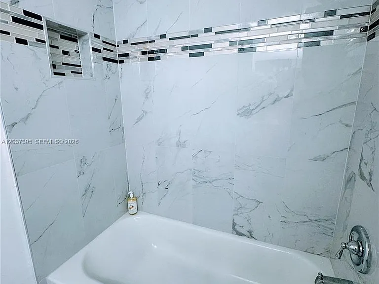 1341 SE 3rd Ave #112 — Photo 16