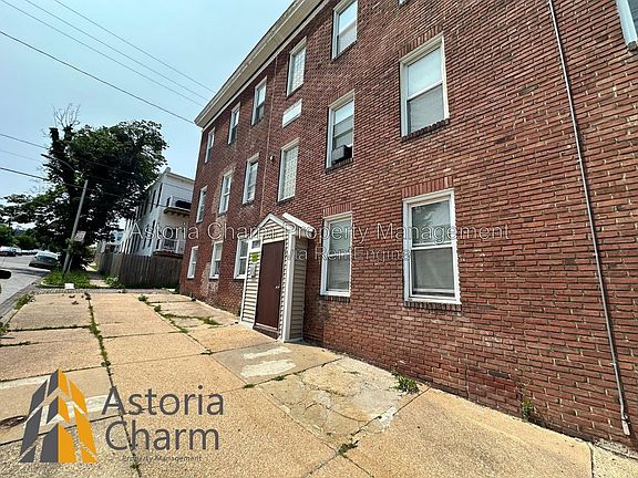 5th image of 2826 Windsor Ave #C1