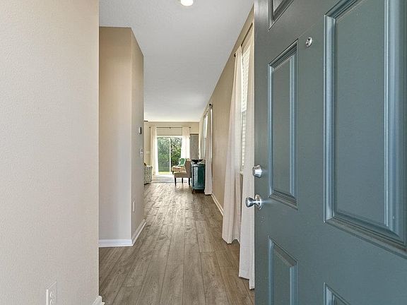 4th image of 251 Mustard Hill Ct
