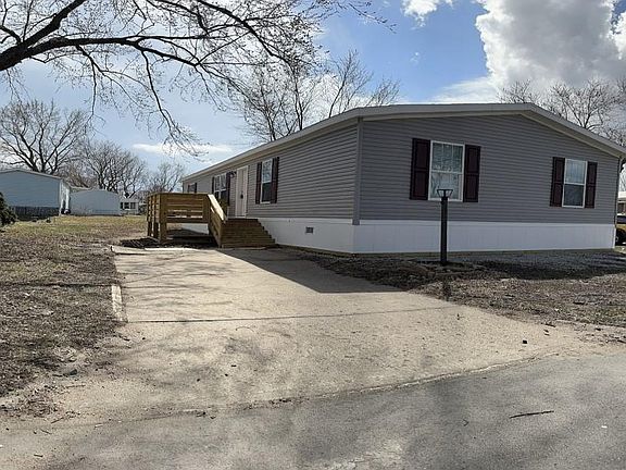 2nd image of 116 Donna Ave