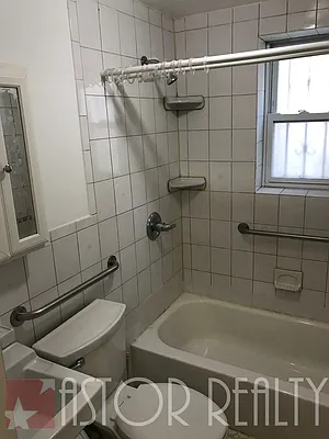 Rented by Astor Realty | media 21