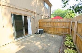 2nd image of 4414 Grove Ave #U4