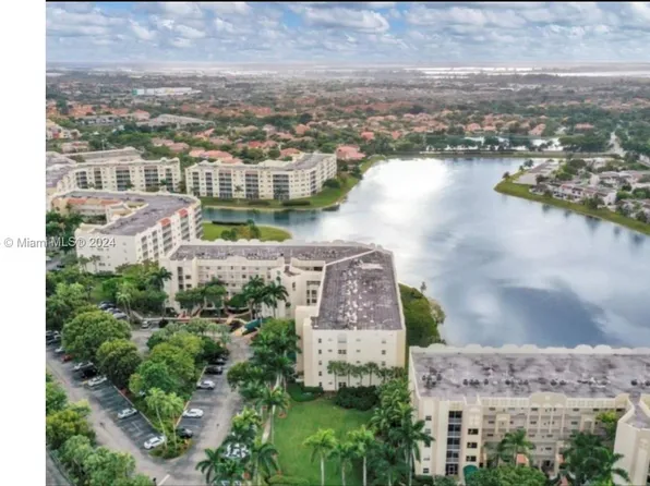 10720 NW 66th St APT 306, Doral, FL 33178