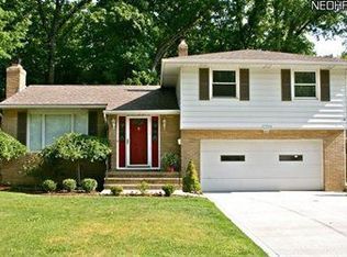 27906 Lincoln Rd, Bay Village, OH 44140