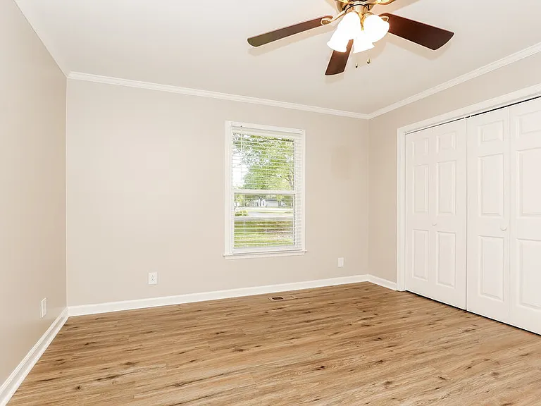 2409 Racquet Club Dr — Photo 16
