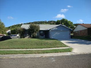 2311 Whitney Dr, Copperas Cove, TX 76522