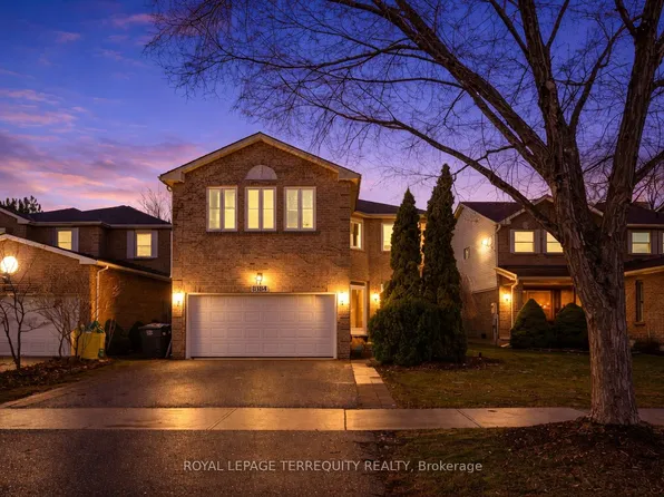 6164 Osprey Blvd, Mississauga, ON L5N 5W5