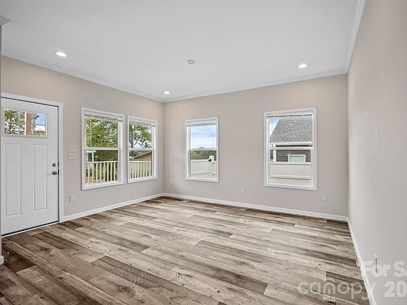 5th image of 131 Bellamy Rd