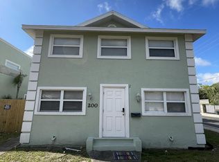 200 Harvey Ave APT 1, Daytona Beach, FL 32118
