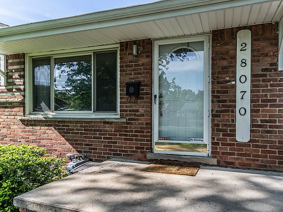4th image of 28070 N Clements Cir