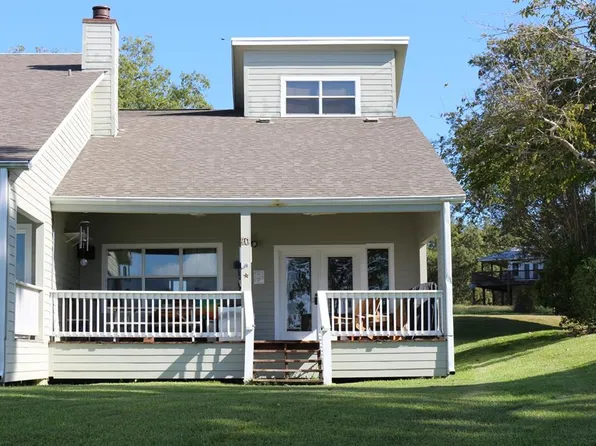 400 Carolcrest Ln #20, Livingston, TX 77351