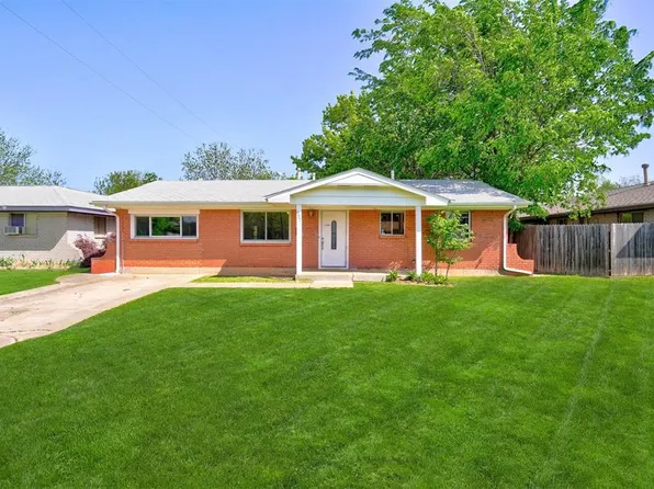 937 SW 3rd St, Moore, OK 73160