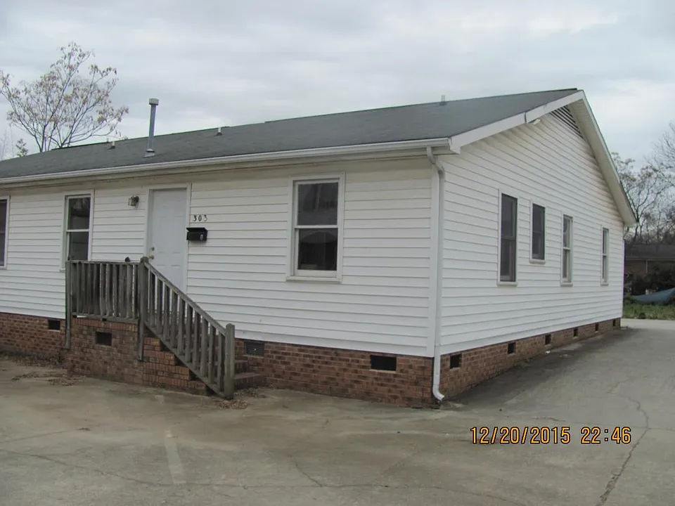 303A Ebenezer Ave