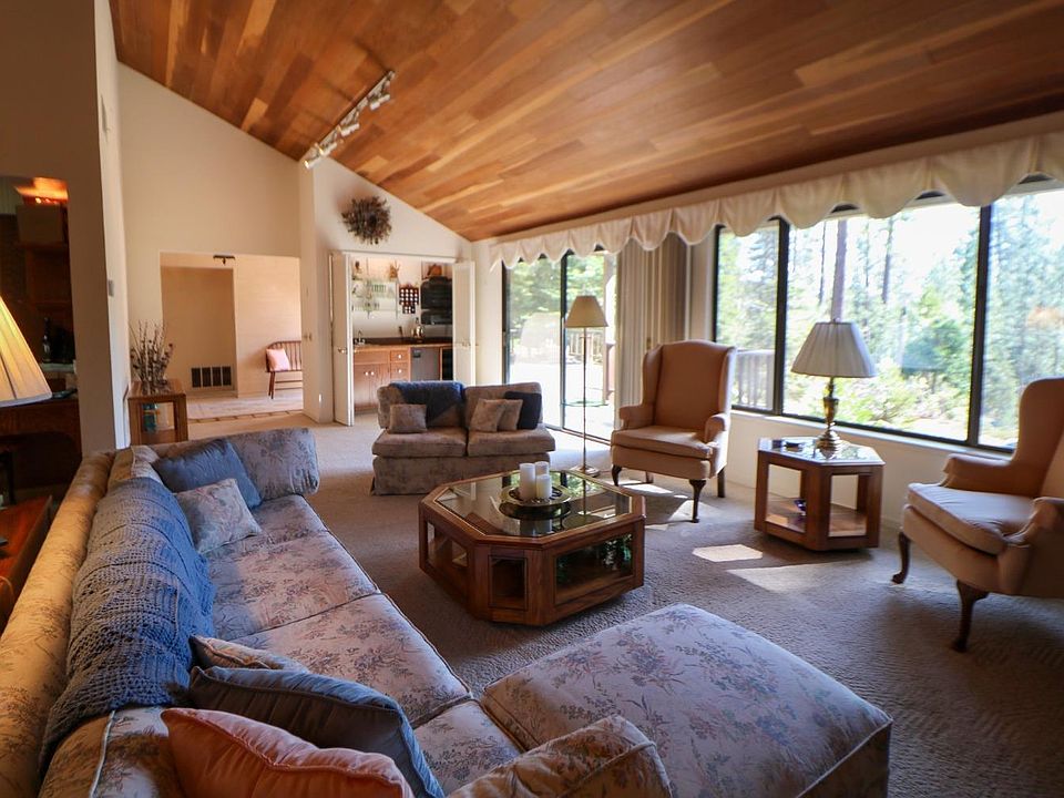 1st image of 869 Cypress Point Dr