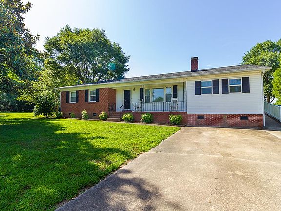2nd image of 106 Woodside Dr