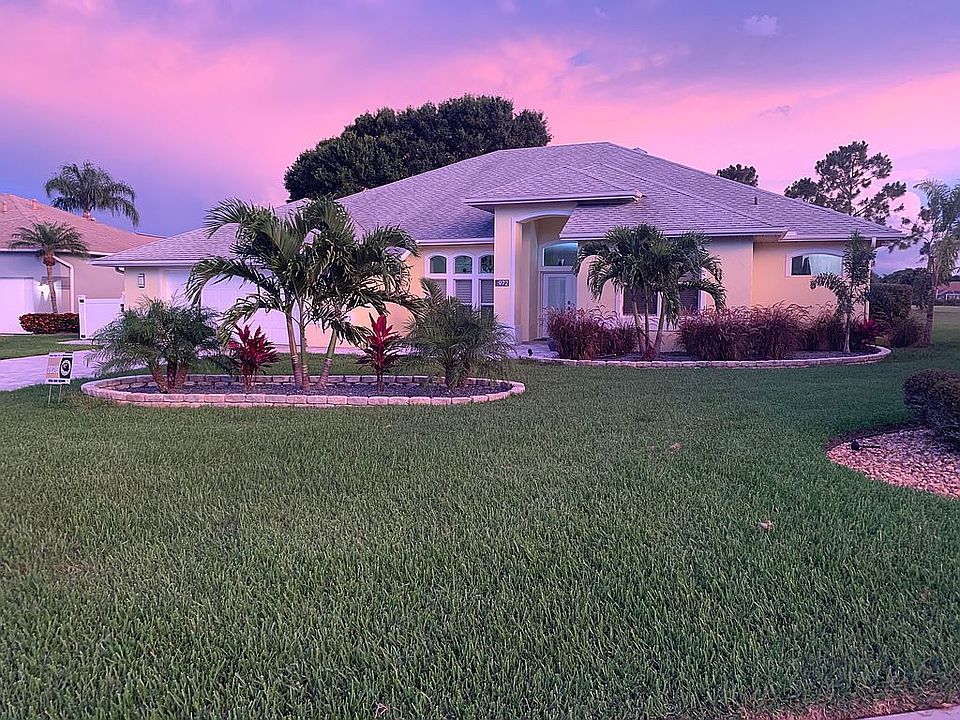 1st image of 972 Wildwood Dr