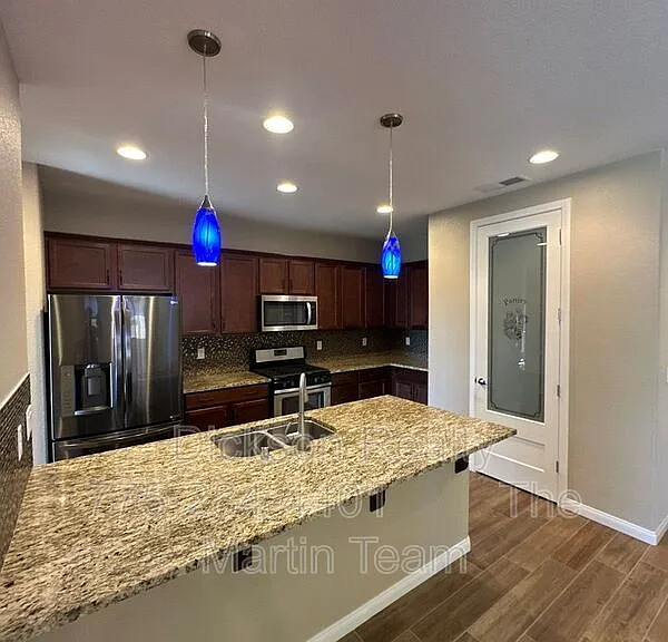 6016 Barrett Ct — Photo 4