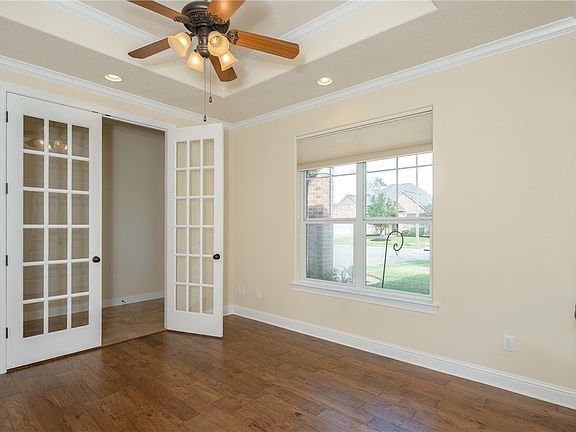 5th image of 2106 Blackjack Dr