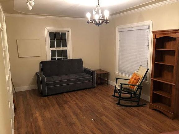 5th image of 272 N 34th St