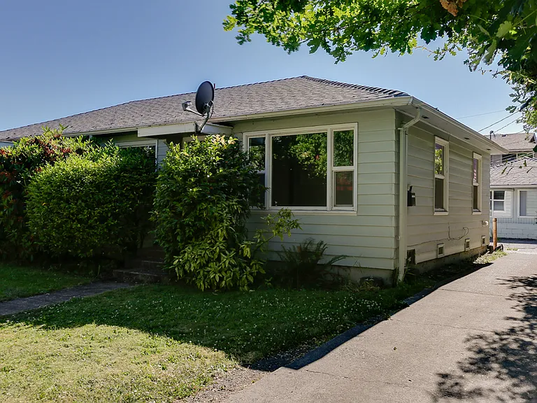 1770 Patterson St — Photo 1