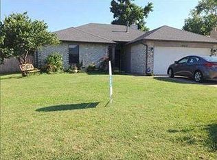 10412 Birkenhead Rd, Yukon, OK 73099