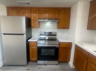 148 E Amador Street, Fresno, CA 93706